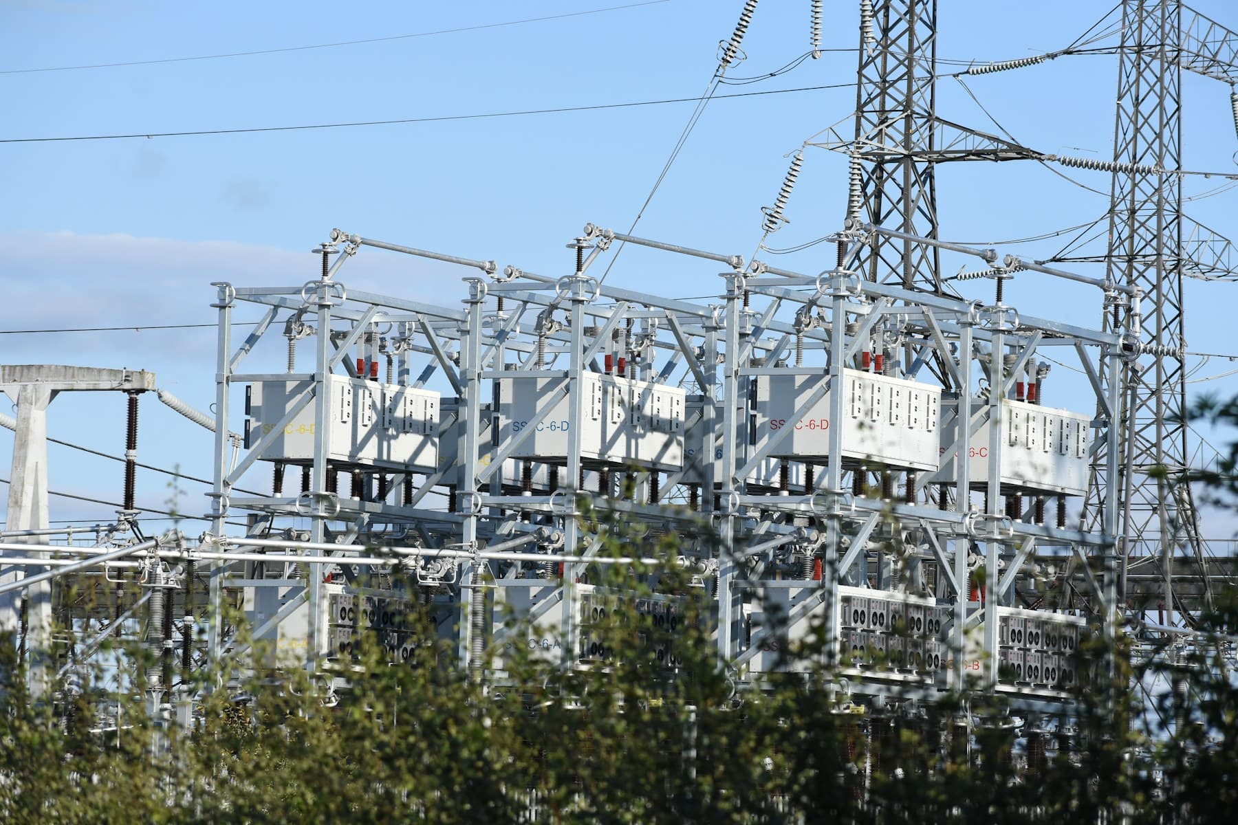 Electricity distribution infrastructure